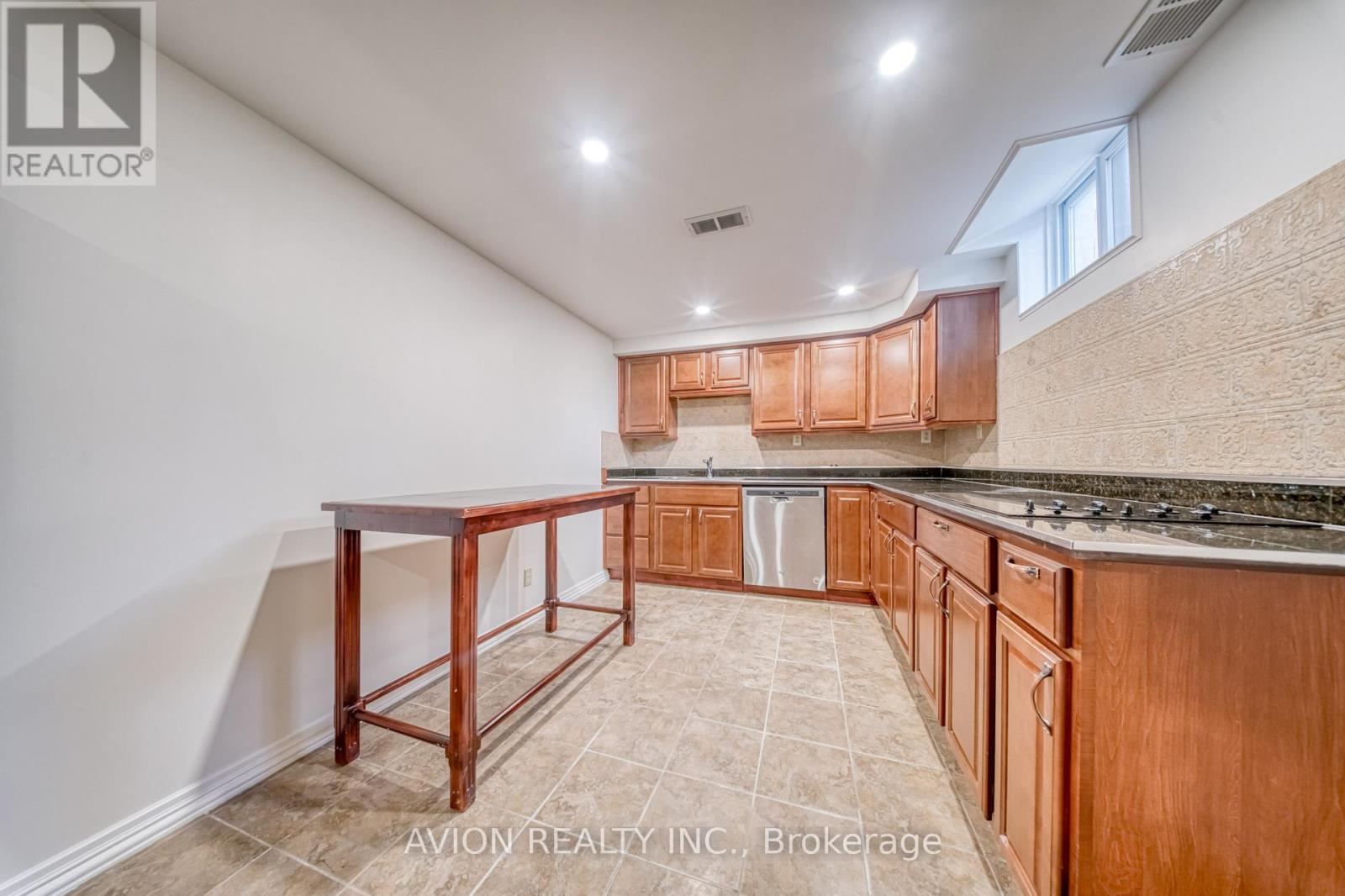 134 Butterfield Crescent, Vaughan, Ontario  L6A 1J4 - Photo 39 - N13074878