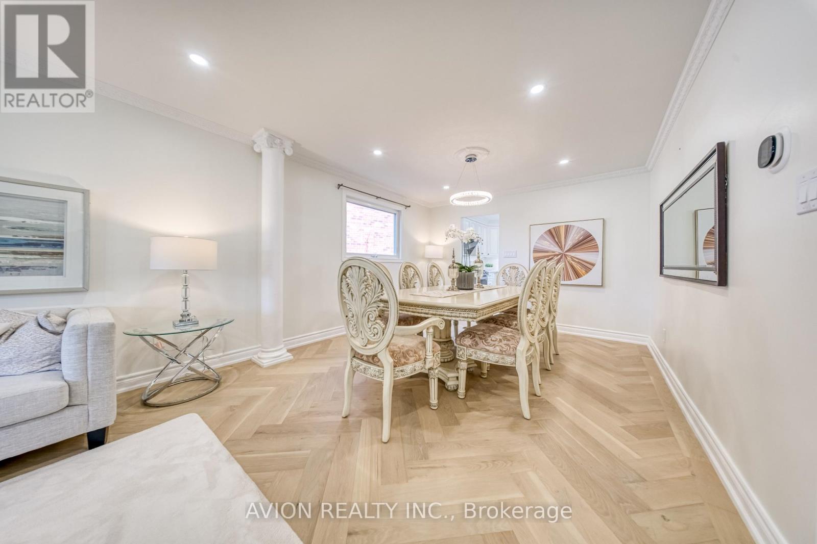 134 Butterfield Crescent, Vaughan, Ontario  L6A 1J4 - Photo 9 - N13074878