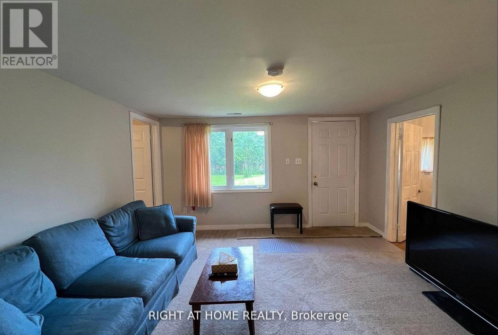 34 Broadview Street, Collingwood, Ontario  L9Y 0X2 - Photo 3 - S13074880