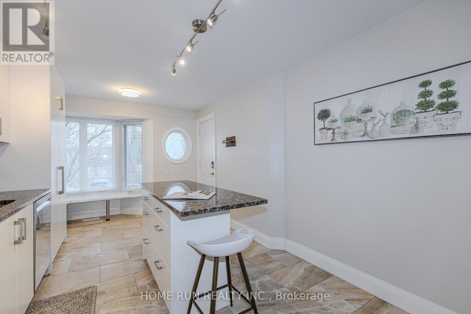 1150 Gablefield Private, Ottawa, Ontario  K1J 1E3 - Photo 10 - X12924972