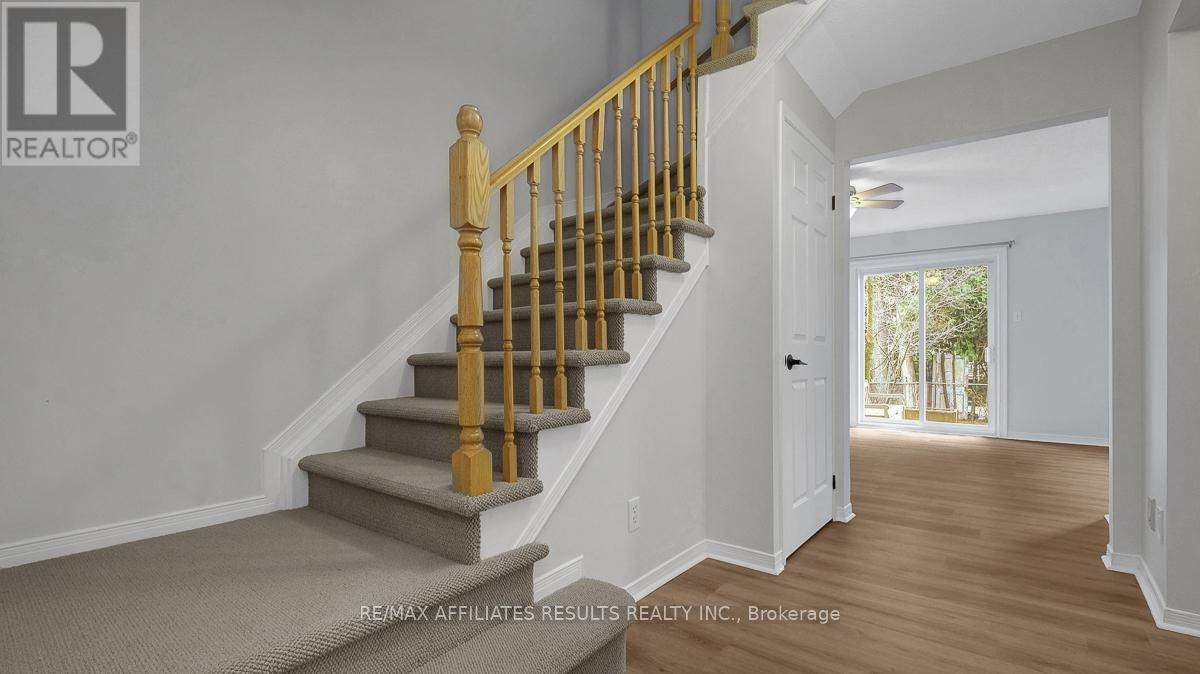 13 Springcreek Crescent, Ottawa, Ontario  K2M 2K7 - Photo 5 - X13074928