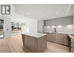 1xx 755 HARBOURSIDE DRIVE, North Vancouver, British Columbia