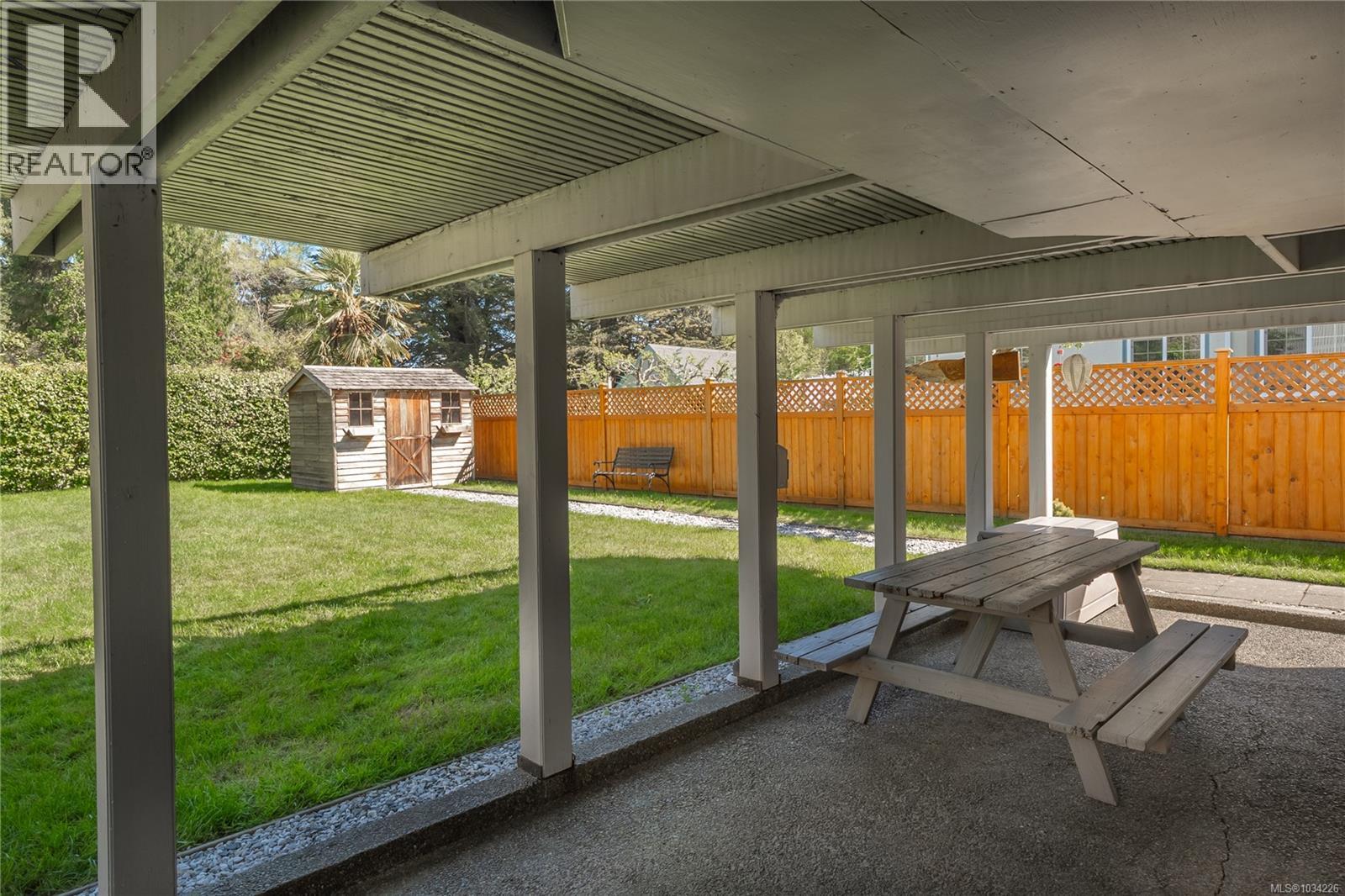 777 St. Patrick St, Oak Bay, British Columbia  V8S 4X6 - Photo 13 - 1034226