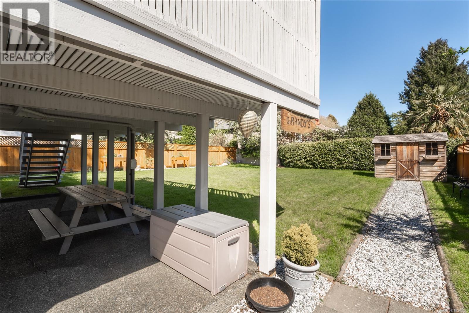 777 St. Patrick St, Oak Bay, British Columbia  V8S 4X6 - Photo 8 - 1034226