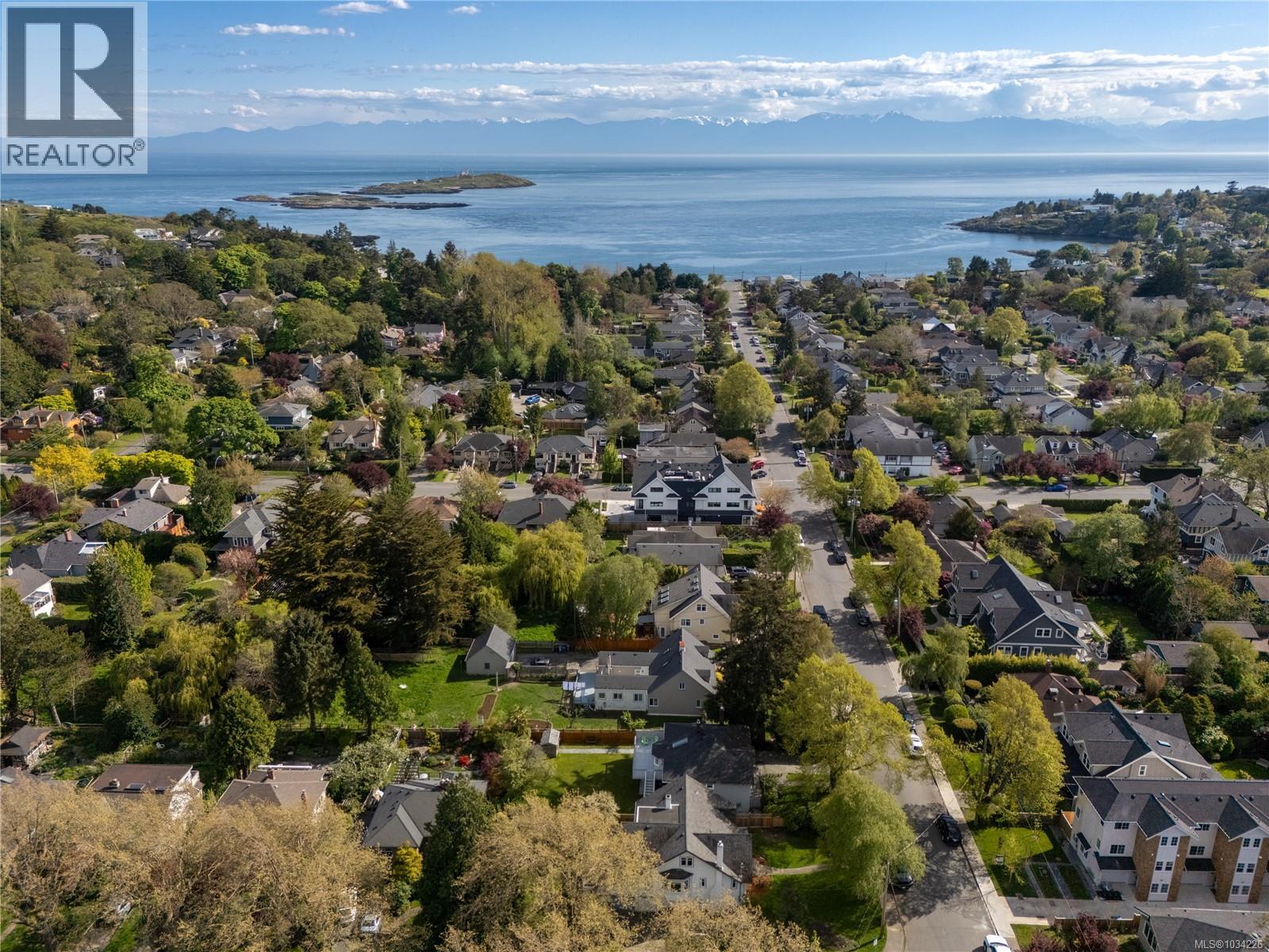 777 St. Patrick St, Oak Bay, British Columbia  V8S 4X6 - Photo 47 - 1034226