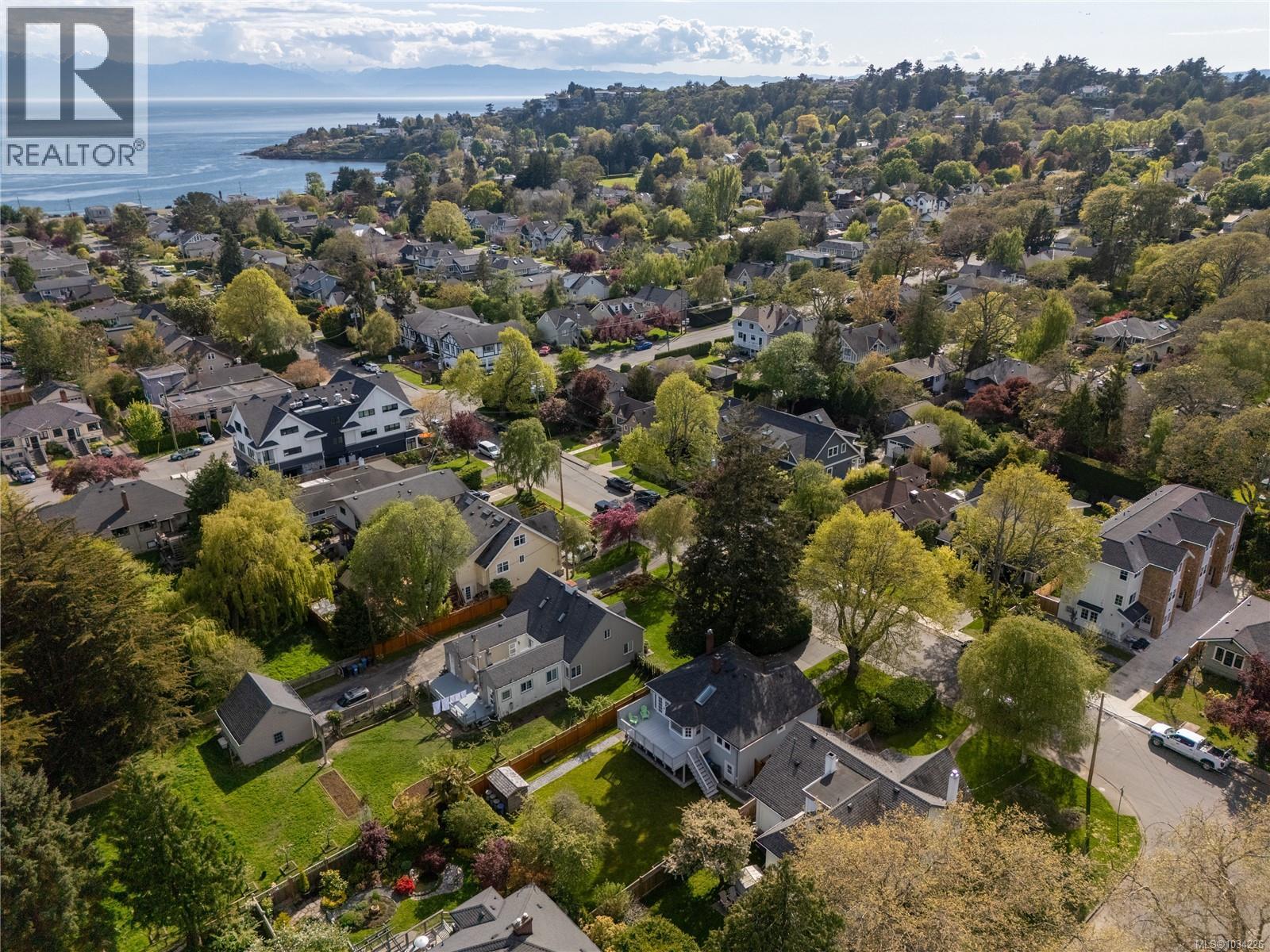 777 St. Patrick St, Oak Bay, British Columbia  V8S 4X6 - Photo 48 - 1034226