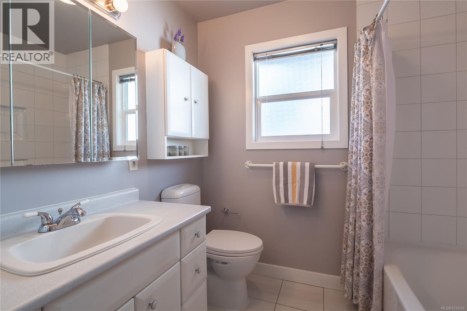 777 St. Patrick St, Oak Bay, British Columbia  V8S 4X6 - Photo 32 - 1034226