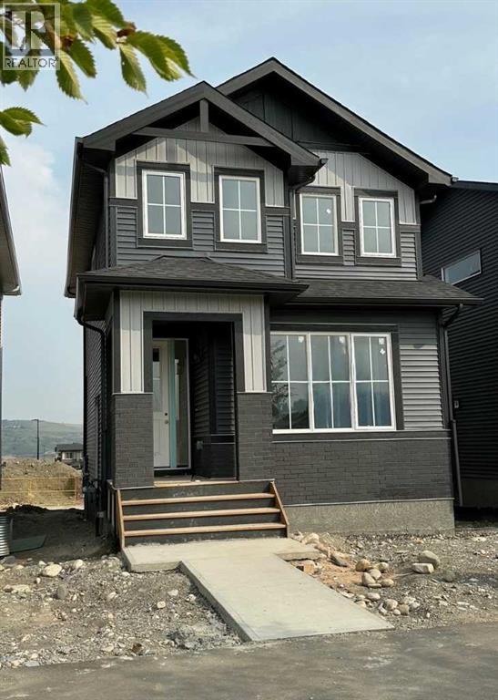 418 River Avenue, Cochrane, Alberta  T4C 3B8 - Photo 1 - A2254906
