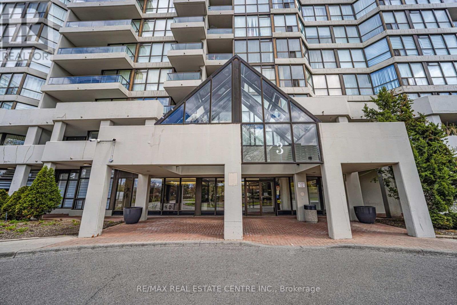 607 - 3 Rowntree Road, Toronto, Ontario  M9V 5G8 - Photo 4 - W13074910