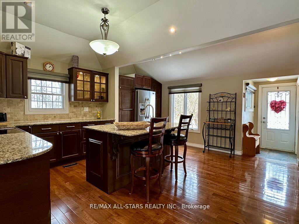 29 Stinsons Bay Road, Kawartha Lakes, Ontario  K0M 1N0 - Photo 7 - X13031768