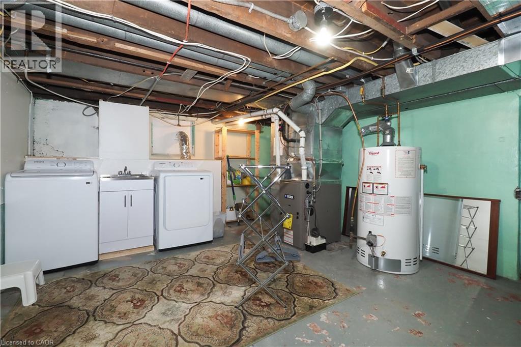 18 Theresa Street, Kitchener, Ontario  N2G 1M1 - Photo 39 - 40819557