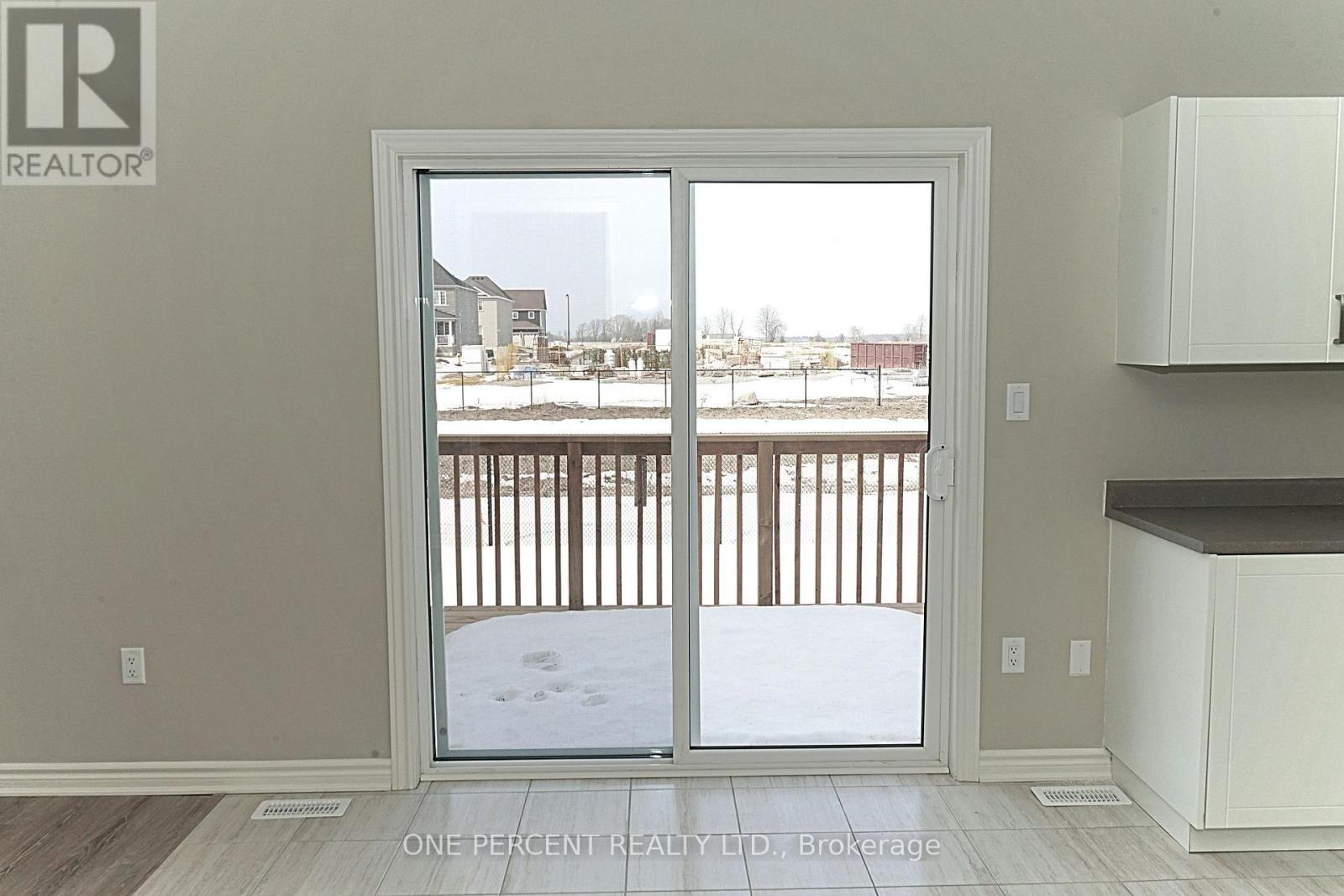 262 Springfield Crescent, Clearview, Ontario  L0M 1S0 - Photo 8 - S13074930