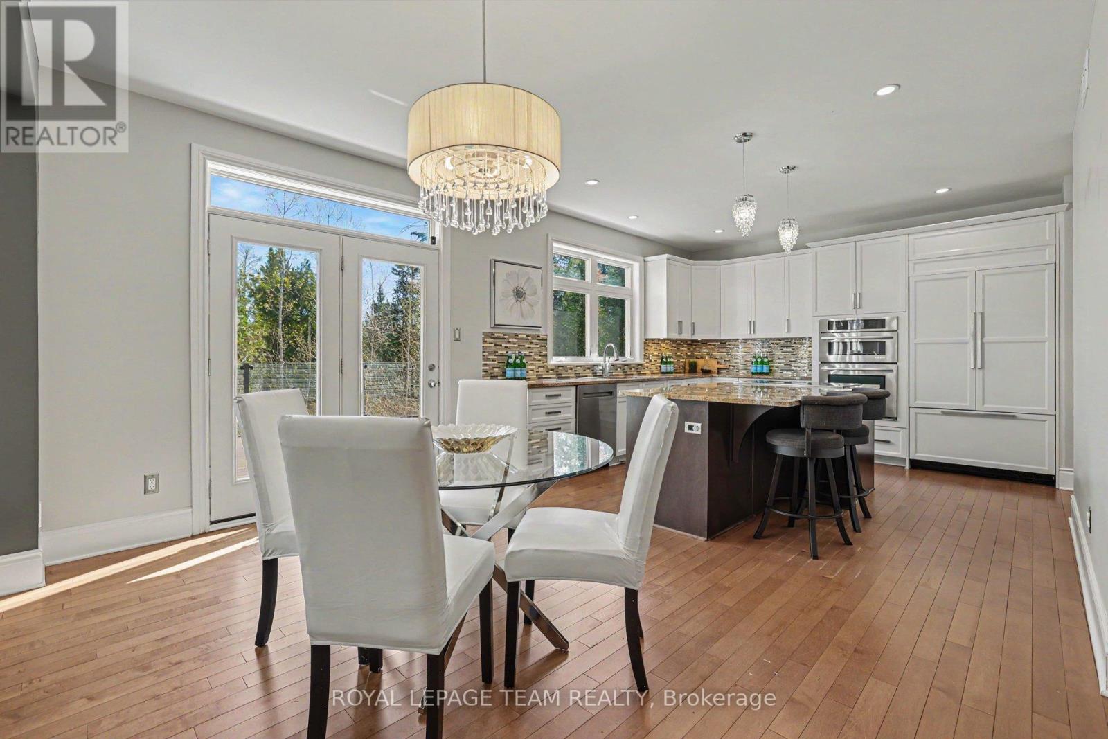 594 Overland Drive, Ottawa, Ontario  K2S 0T1 - Photo 15 - X13074940