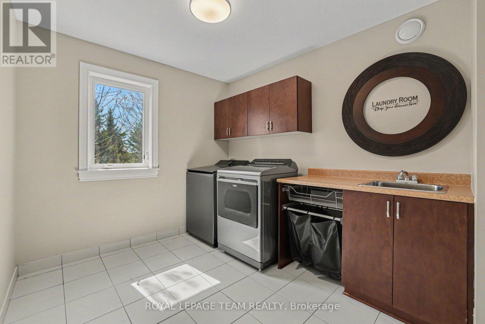 594 Overland Drive, Ottawa, Ontario  K2S 0T1 - Photo 28 - X13074940