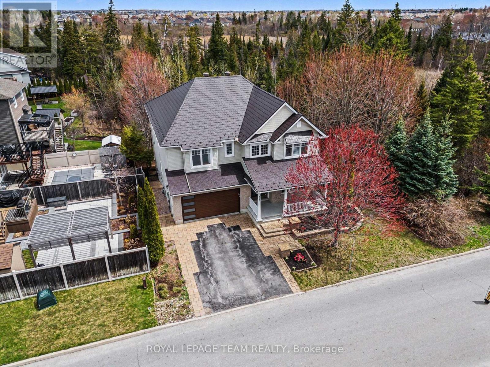 594 Overland Drive, Ottawa, Ontario  K2S 0T1 - Photo 3 - X13074940