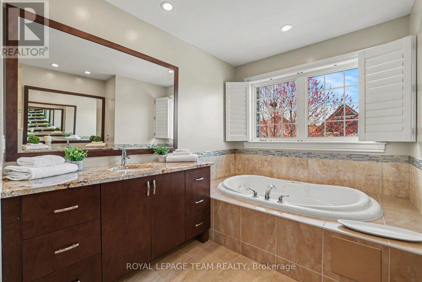 594 Overland Drive, Ottawa, Ontario  K2S 0T1 - Photo 32 - X13074940
