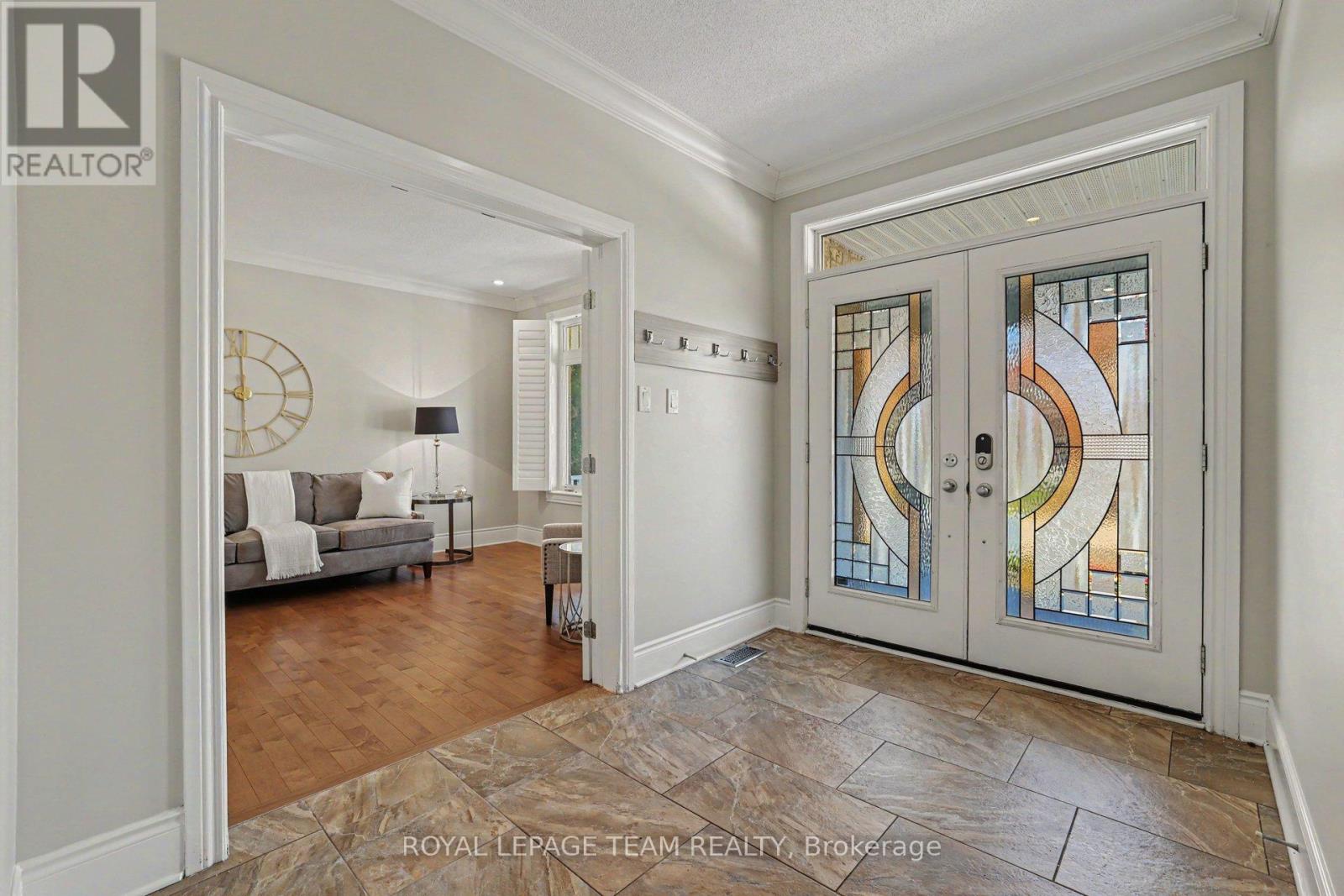 594 Overland Drive, Ottawa, Ontario  K2S 0T1 - Photo 4 - X13074940