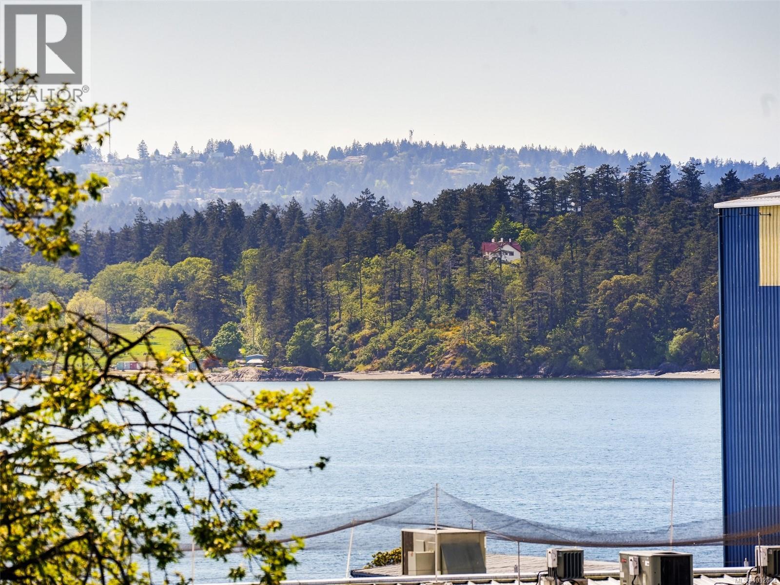 41 909 Admirals Rd, Esquimalt, British Columbia