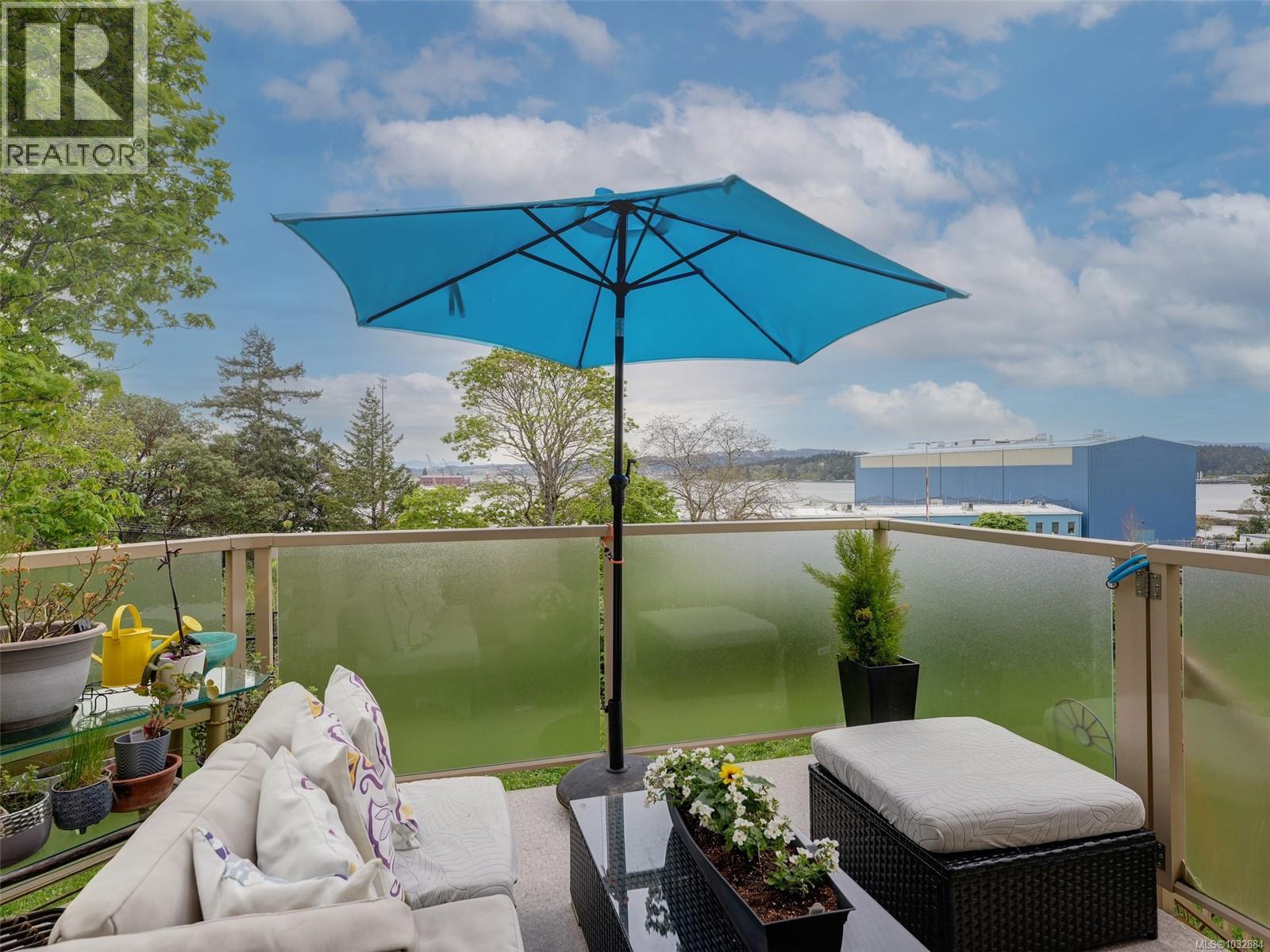 41 909 Admirals Rd, Esquimalt, British Columbia  V9A 2P1 - Photo 4 - 1032884