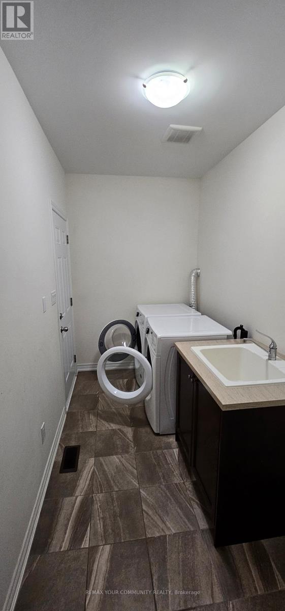 15 John Smith Street, East Gwillimbury, Ontario  L9N 0S7 - Photo 10 - N13074942