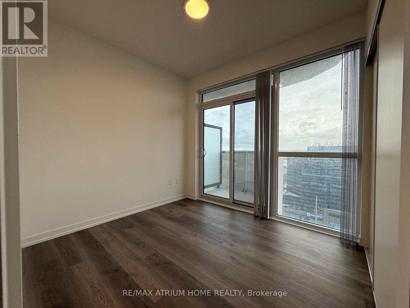 1206 - 8 Interchange Way, Vaughan, Ontario  L4K 0R2 - Photo 4 - N13074944