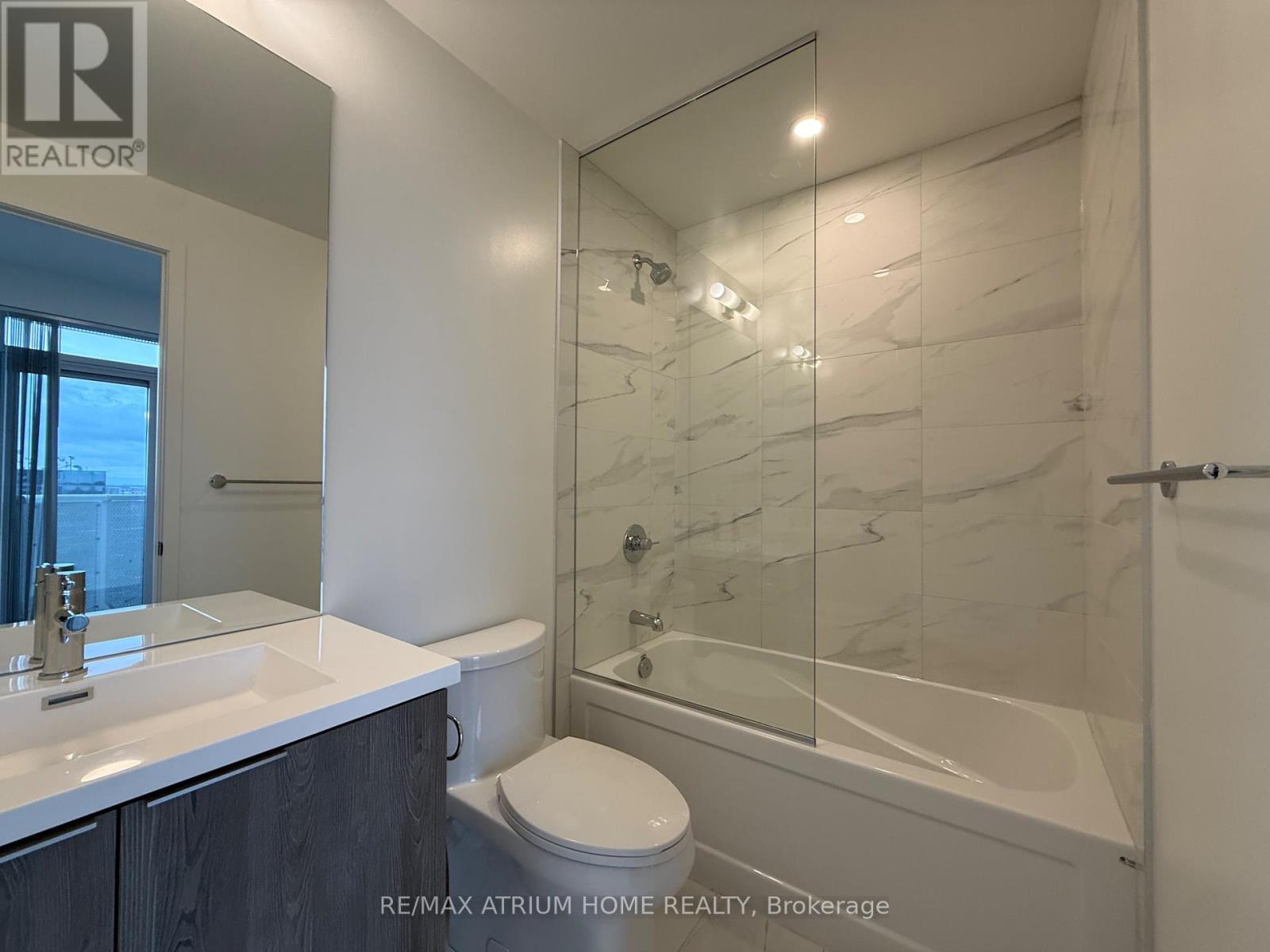 1206 - 8 Interchange Way, Vaughan, Ontario  L4K 0R2 - Photo 6 - N13074944