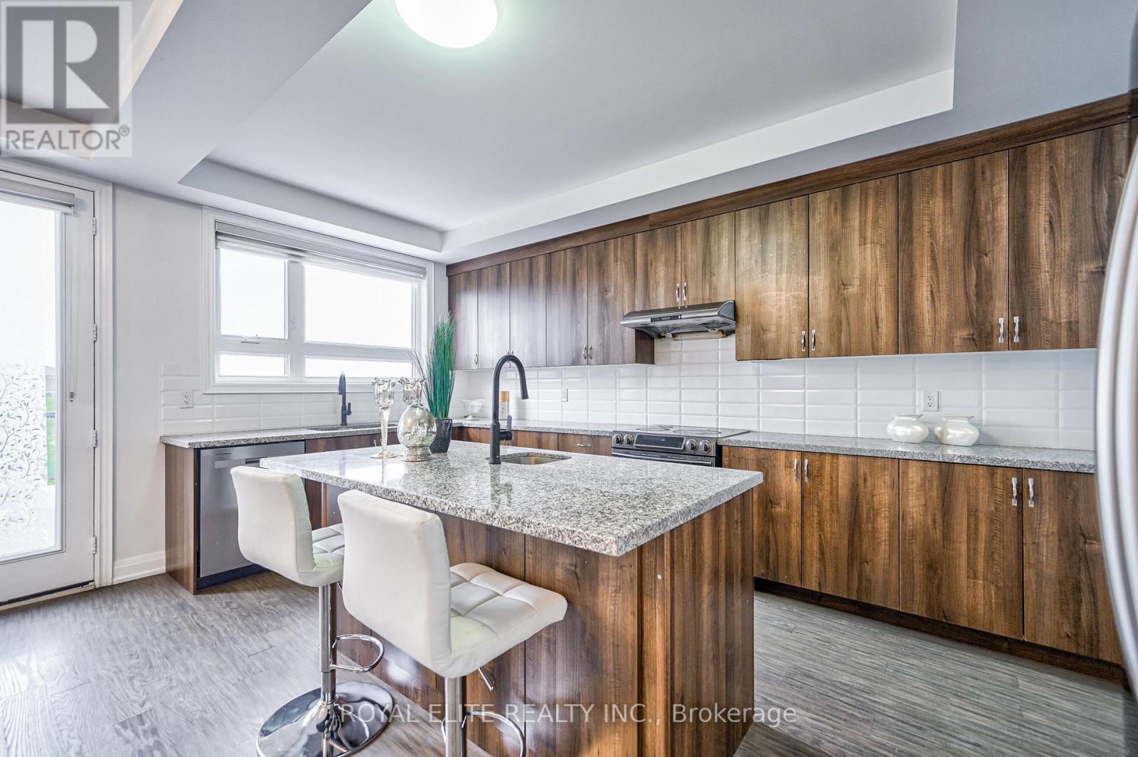 40 Conklin Crescent, Aurora, Ontario  L4G 0Z2 - Photo 15 - N13074946