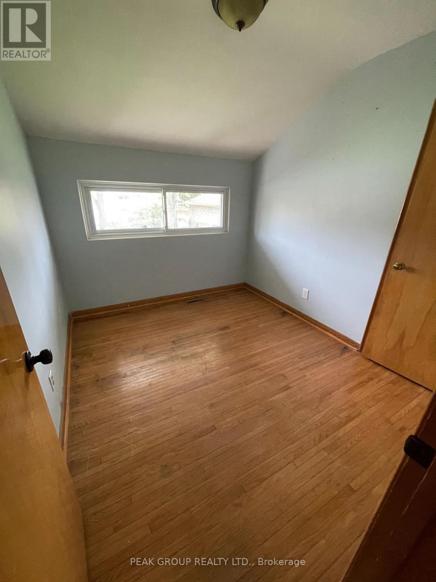 7452 Marieclaude Avenue, Niagara Falls, Ontario  L2G 5L9 - Photo 9 - X13072924