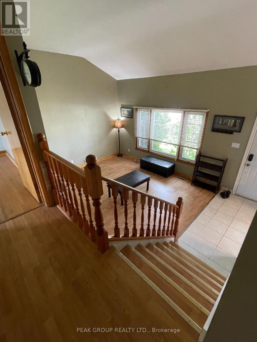 7452 Marieclaude Avenue, Niagara Falls, Ontario  L2G 5L9 - Photo 7 - X13072924