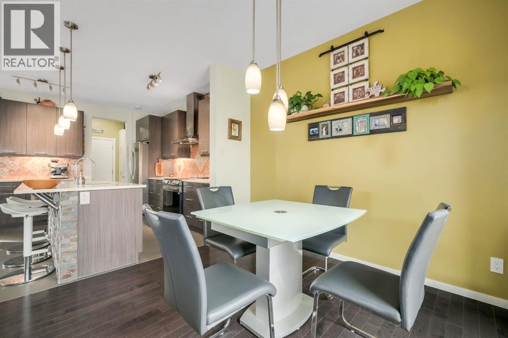 12 Sunrise View, Cochrane, Alberta  T4C 0W3 - Photo 16 - A2295379