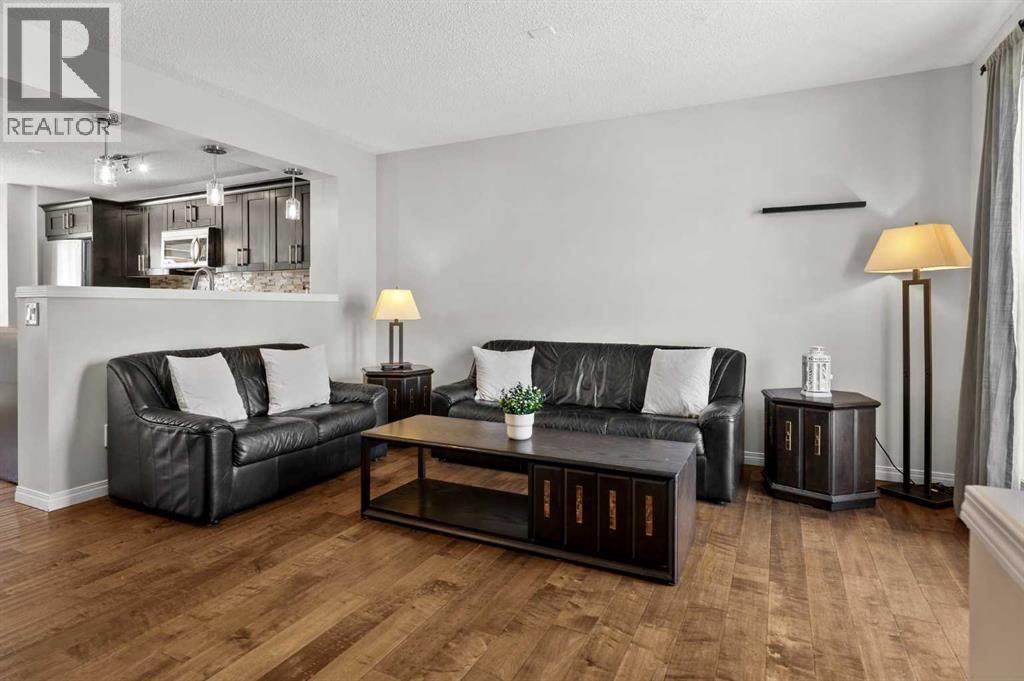 86 Elgin Meadows Gardens SE, Calgary, Alberta  T2Z 0M2 - Photo 3 - A2306573