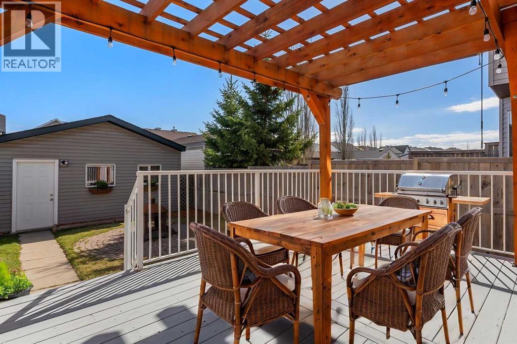 86 Elgin Meadows Gardens SE, Calgary, Alberta  T2Z 0M2 - Photo 5 - A2306573