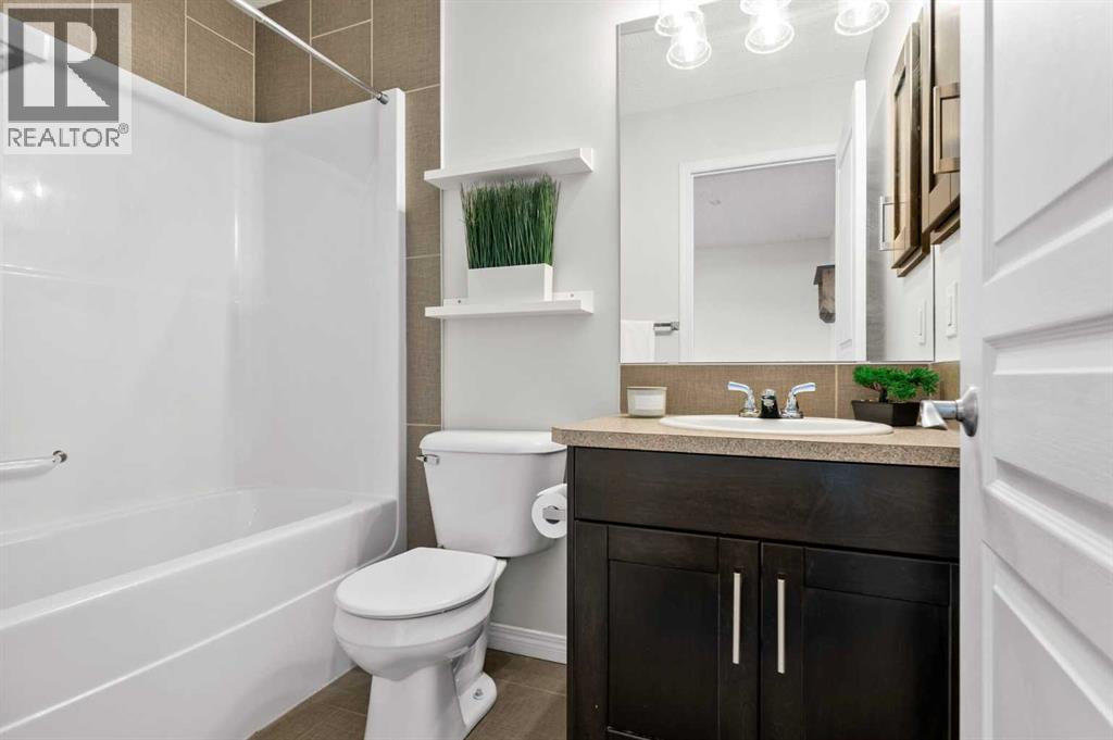 86 Elgin Meadows Gardens SE, Calgary, Alberta  T2Z 0M2 - Photo 22 - A2306573