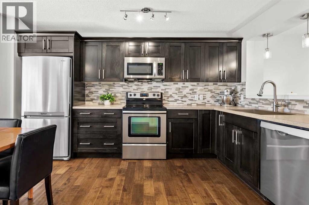 86 Elgin Meadows Gardens SE, Calgary, Alberta  T2Z 0M2 - Photo 10 - A2306573