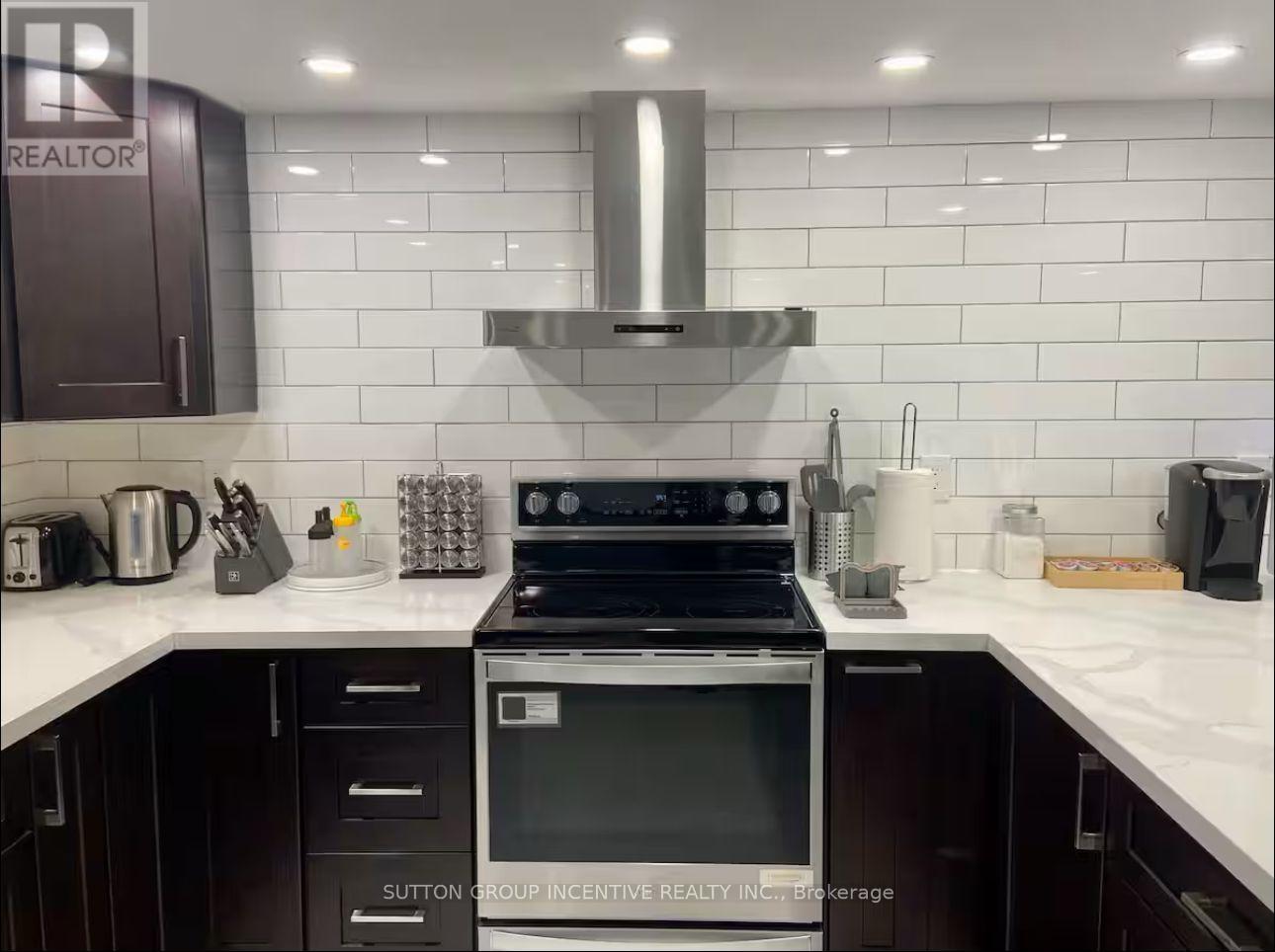 6042 Stevens Street, Niagara Falls, Ontario  L2E 3A3 - Photo 4 - X13074938
