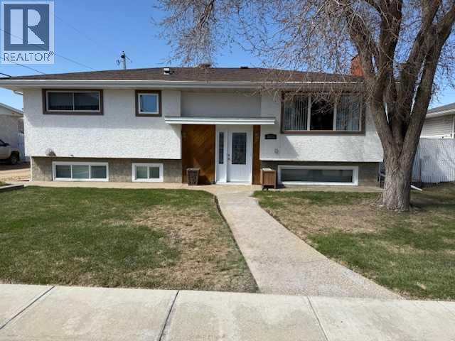 1023 2 Street SE, Drumheller, Alberta