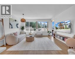 417 723 GROVER AVENUE, Coquitlam, British Columbia