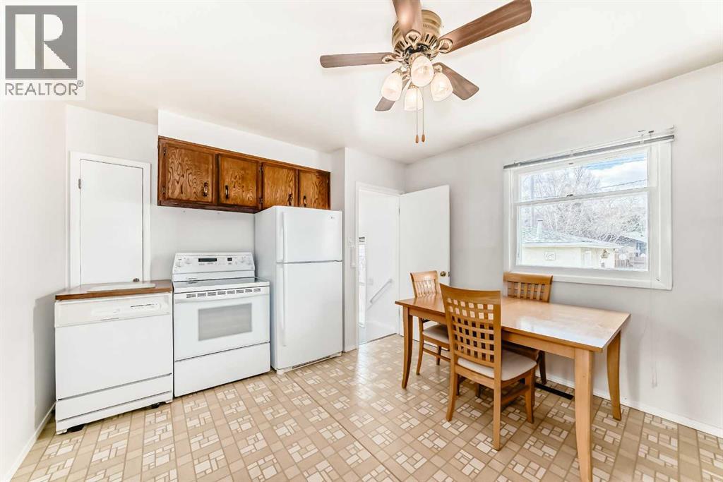 8315 Bowness Road NW, Calgary, Alberta  T3B 0H5 - Photo 5 - A2304117