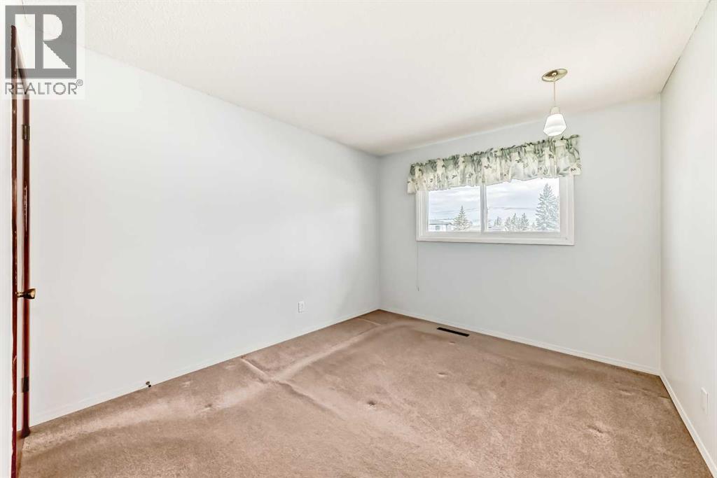 8315 Bowness Road NW, Calgary, Alberta  T3B 0H5 - Photo 22 - A2304117