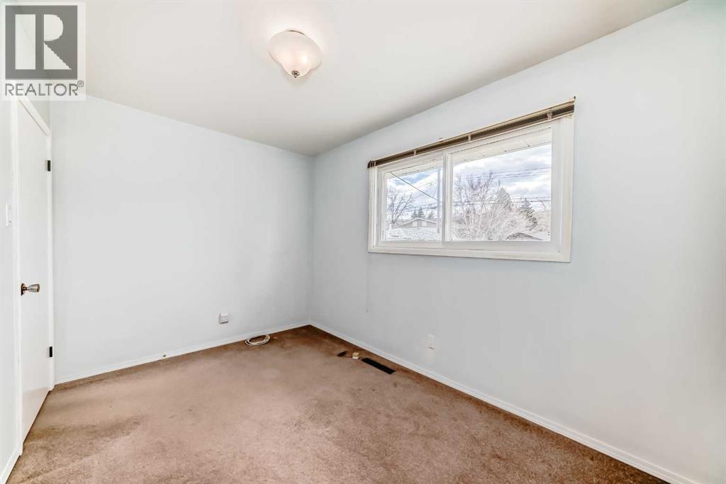 8315 Bowness Road NW, Calgary, Alberta  T3B 0H5 - Photo 18 - A2304117