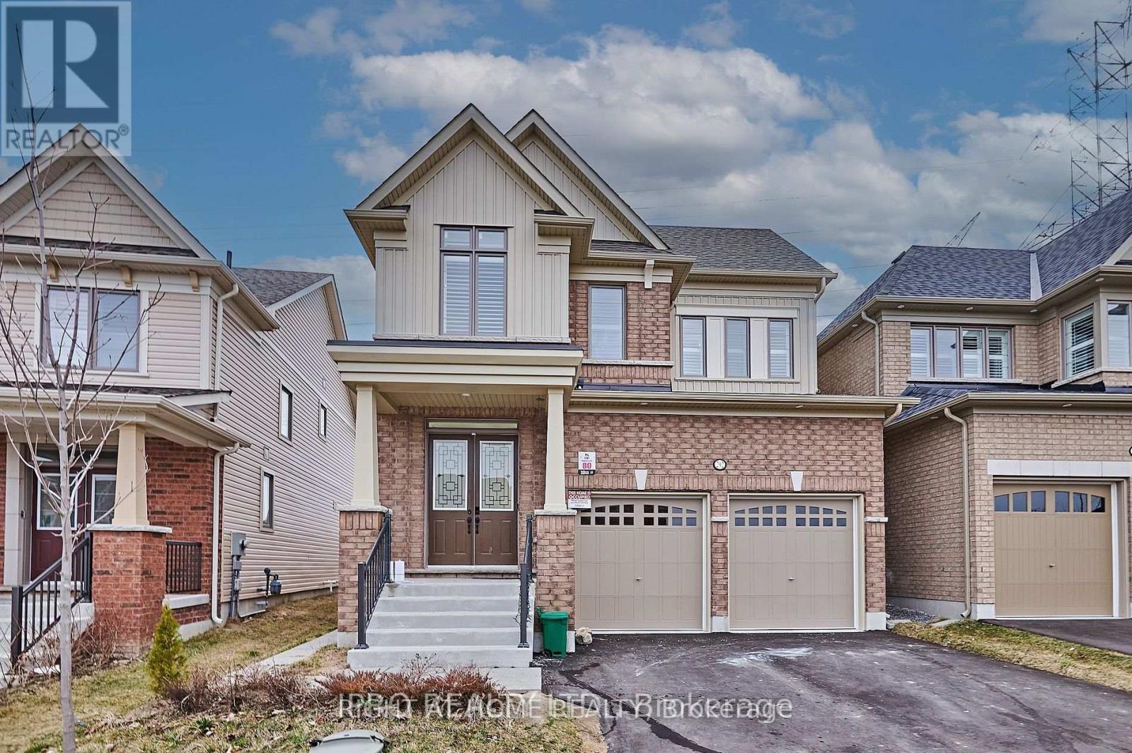292 WINDFIELD FARM DRIVE, Oshawa, Ontario