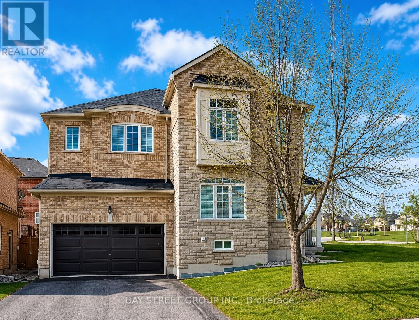 491 Mavrinac Boulevard, Aurora, Ontario  L4G 0J6 - Photo 2 - N13073484