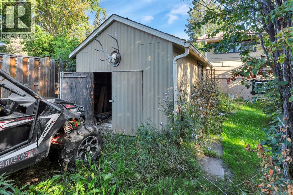 404 3 Avenue SW, Sundre, Alberta  T0M 1X0 - Photo 40 - A2251856