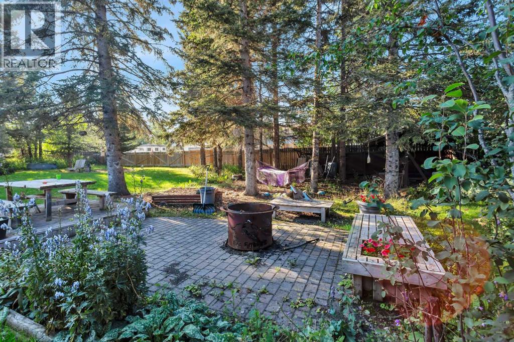 404 3 Avenue SW, Sundre, Alberta  T0M 1X0 - Photo 38 - A2251856
