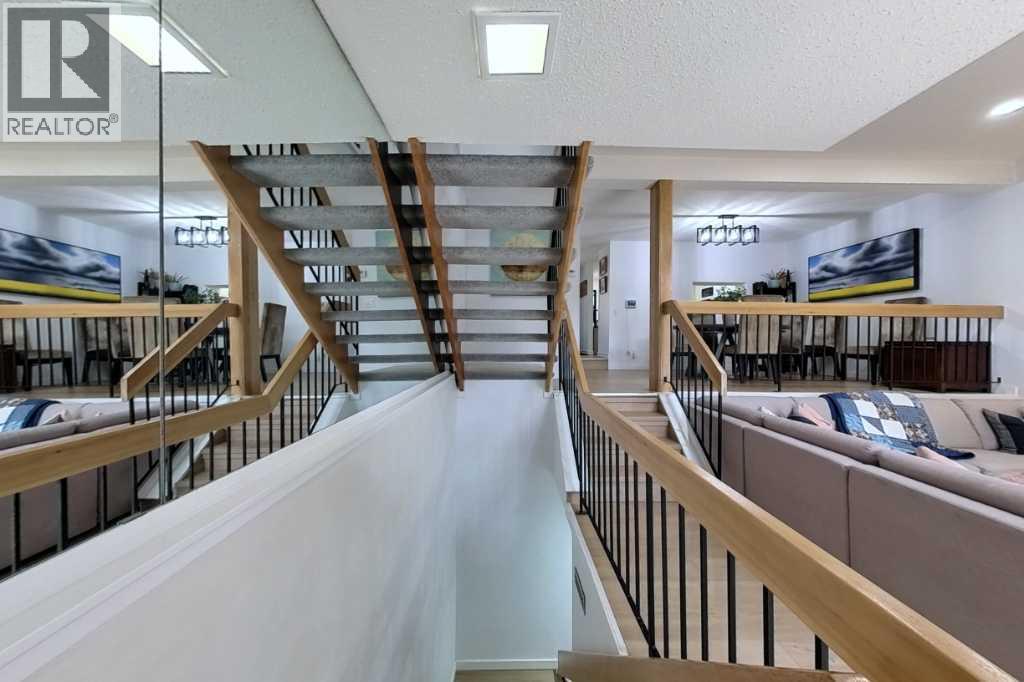 425, 3131 63 Avenue SW, Calgary, Alberta  T3E 6N4 - Photo 30 - A2307246