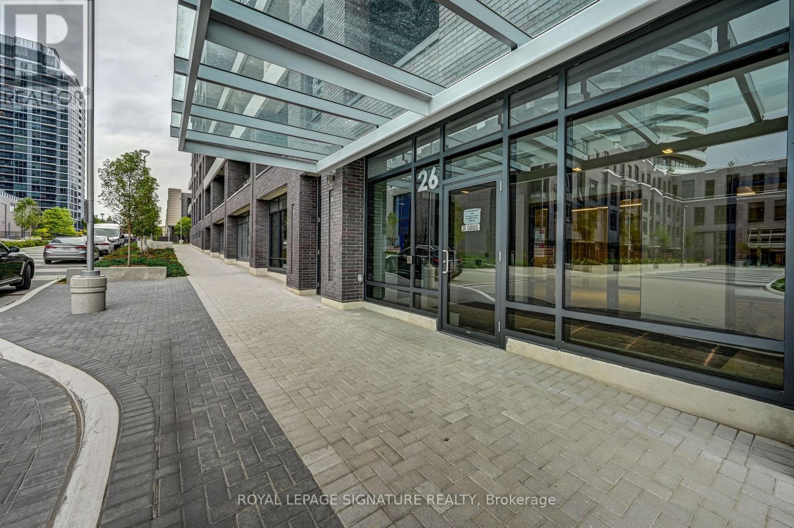 548 - 26 Gibbs Road, Toronto, Ontario  M9B 0E3 - Photo 3 - W13074964
