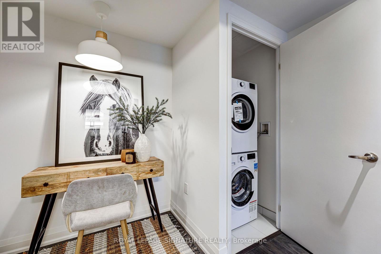 548 - 26 Gibbs Road, Toronto, Ontario  M9B 0E3 - Photo 36 - W13074964