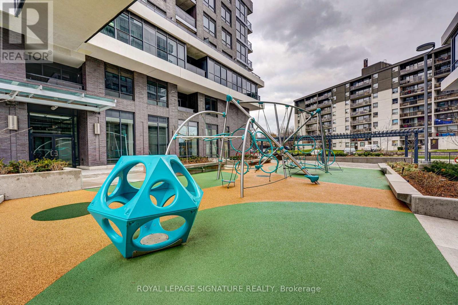 548 - 26 Gibbs Road, Toronto, Ontario  M9B 0E3 - Photo 45 - W13074964