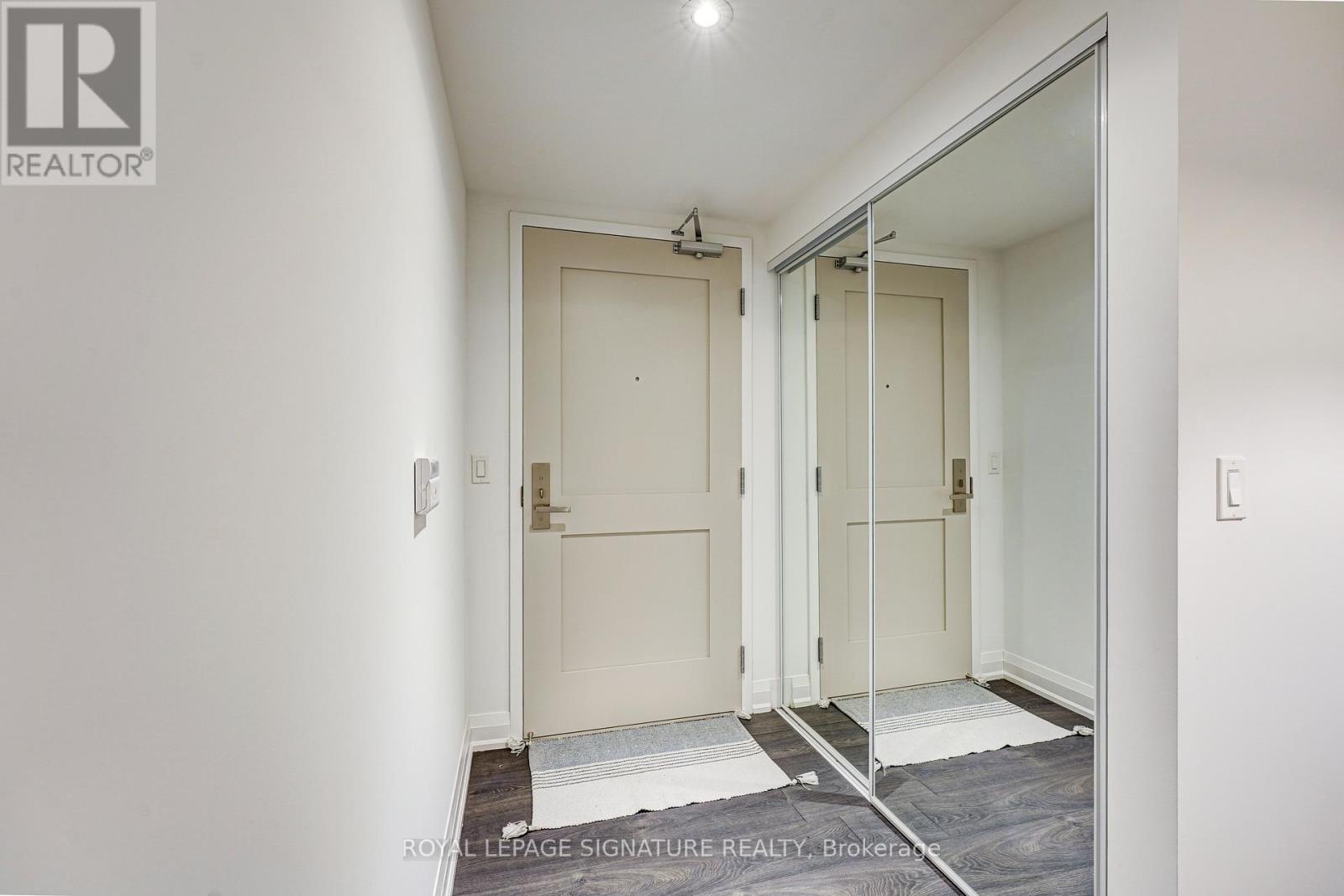 548 - 26 Gibbs Road, Toronto, Ontario  M9B 0E3 - Photo 6 - W13074964