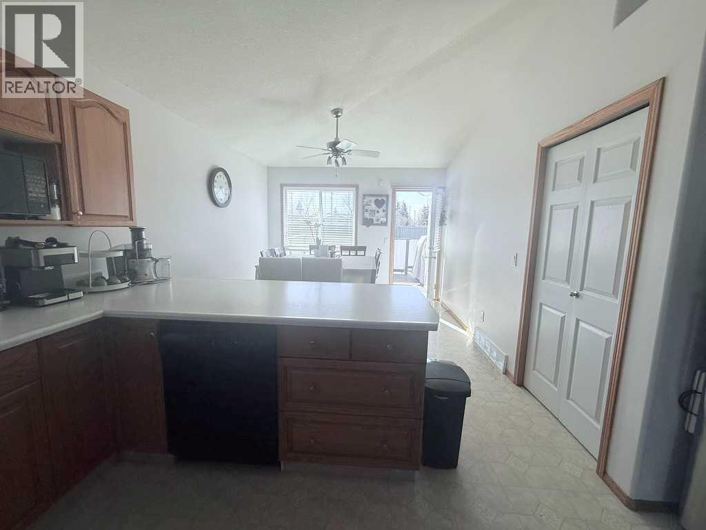 11324 91 Street, Grande Prairie, Alberta  T8X 1M4 - Photo 9 - A2306676